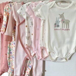 Baby Girl Pretty Pink Bundle 6-9M - Sleepers & Bodysuits